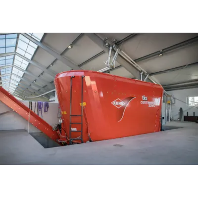 Vertikal stasjonær Kuhn FeedMixer