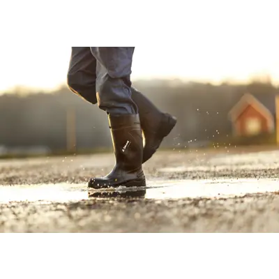 Fjøsstøvel med vernetå svart, bilde 2