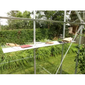 Aluminiumshylle for drivhus