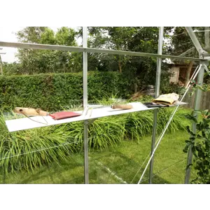 Aluminiumshylle for drivhus