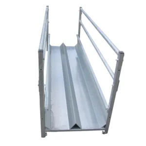 Fôrtrau med gjennomgang 3000 mm