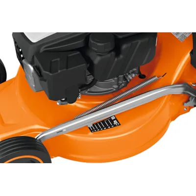 Bensindrevet gressklipper RM 248.3 T, bilde 4