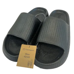 Slippers svart