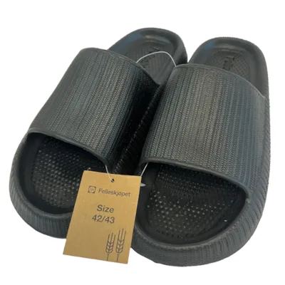Slippers svart