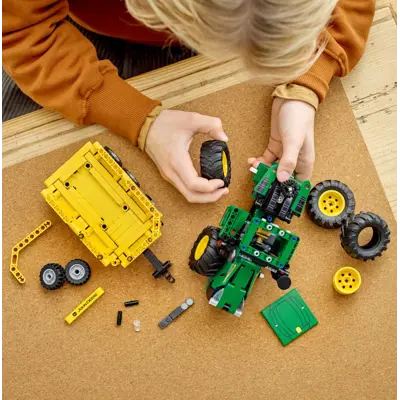 John Deere Lego Technic traktor, bilde 6