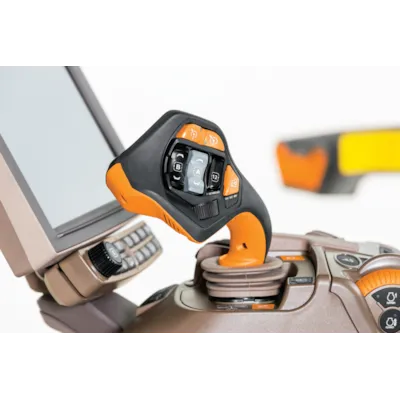 Traktor 8R340 388hk, bilde 3