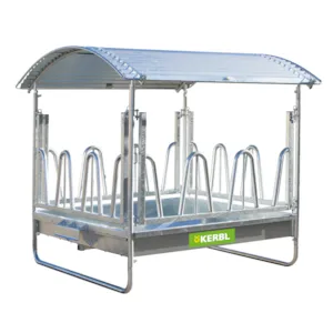 Fôrhekk for storfe med tak