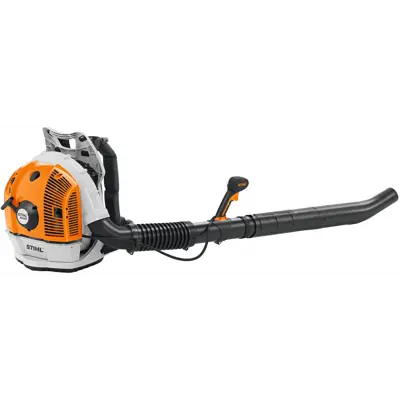 Bensindrevet ryggbåren løvblåser BR 600