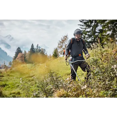 Bensindrevet gresstrimmer/ryddesag FS 131, bilde 4