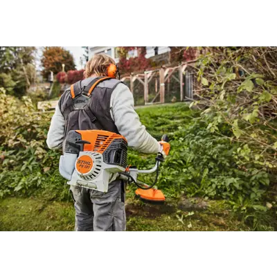 Bensindrevet gresstrimmer/ryddesag FS 131, bilde 2